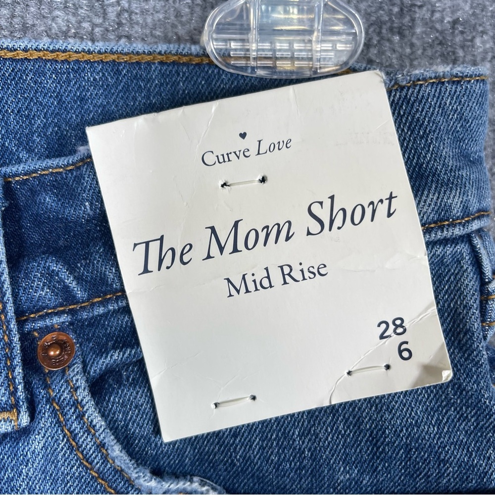 NWT Abercrombie & Fitch Women’s 28 6 Curve Love The Mom Short Mid Rise Jeans - Picture 4 of 5